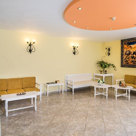 Oasis Studios ماليا المظهر الخارجي الصورة
